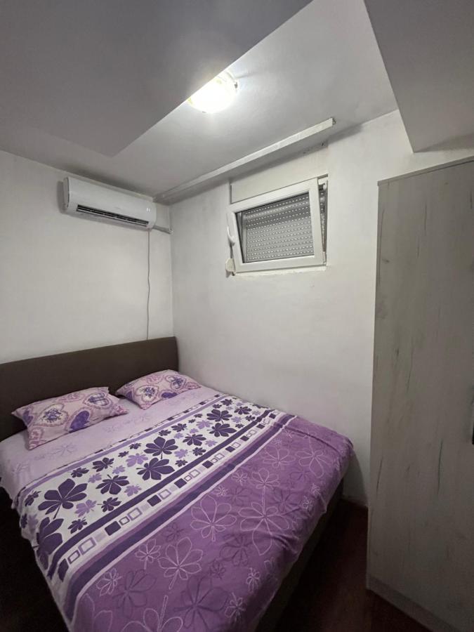 פודגוריצה Apartment Sara מראה חיצוני תמונה